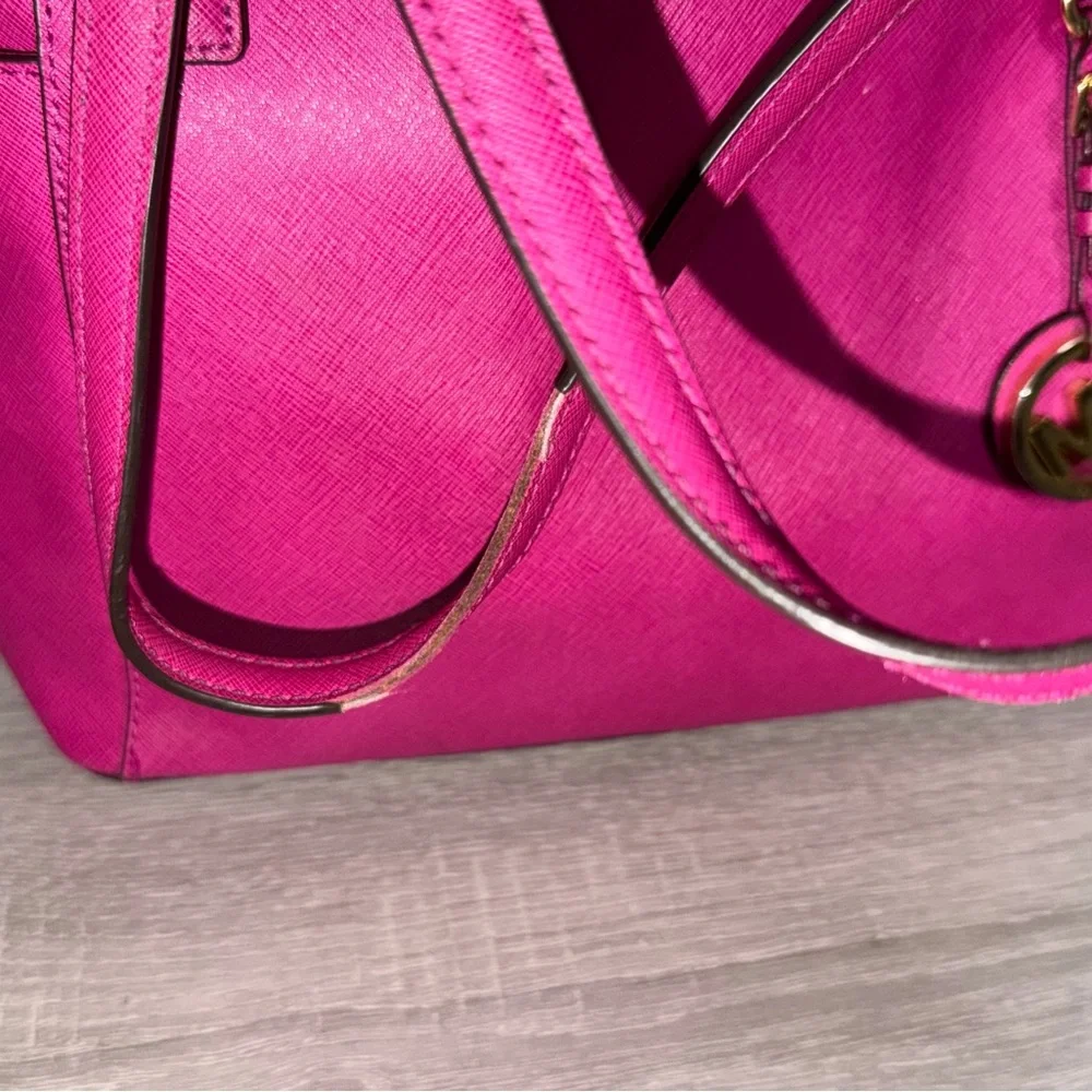 Michael Kors Hot Pink Saffiano Leather Tote with MK Charm - Picture 3 of 3